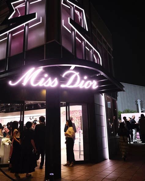 miss dior love n roses tokyo tian dior|Miss Dior – Love N'Roses Exhibition Tokyo .